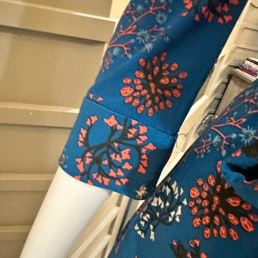 Remade Wrap Dress Teal Floral Size M NWOT - Picture 5 of 9
